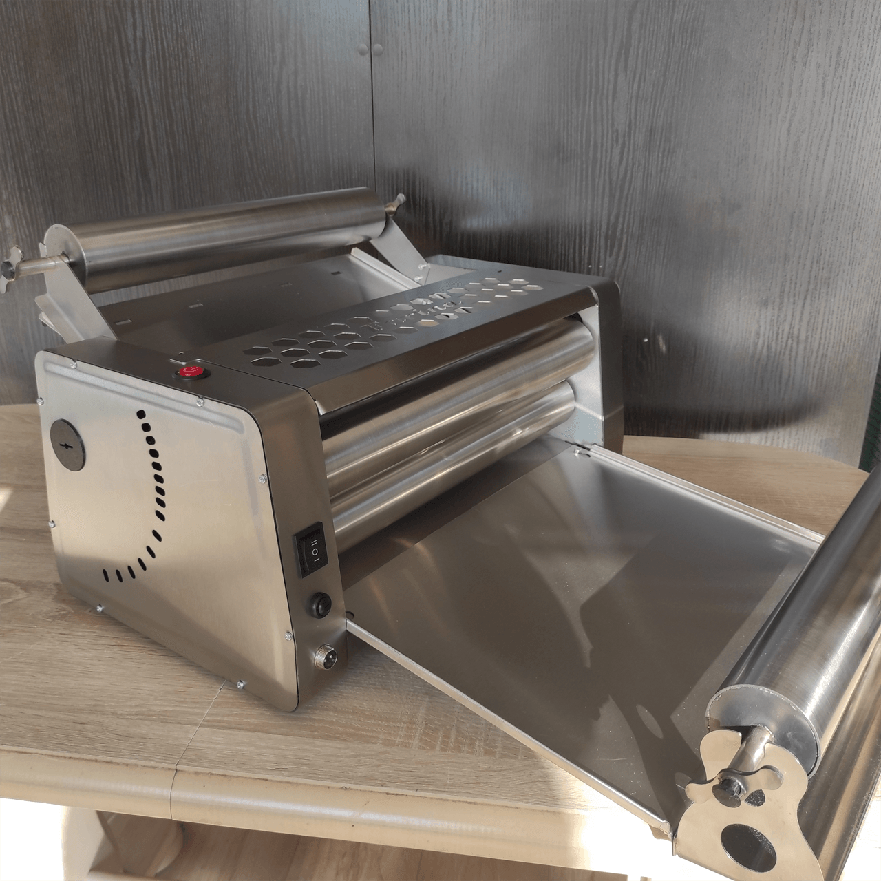 FARINA EXTRA E500 Electric Dough Sheeter 19.5in/50cm with Additional Rolling Pins - Farina Metal